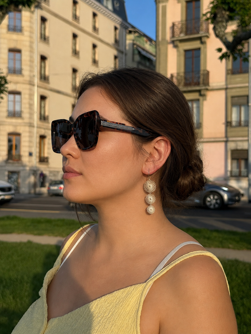 Handmade S999 silver Daisy Chain Drop earring with floral handmade details