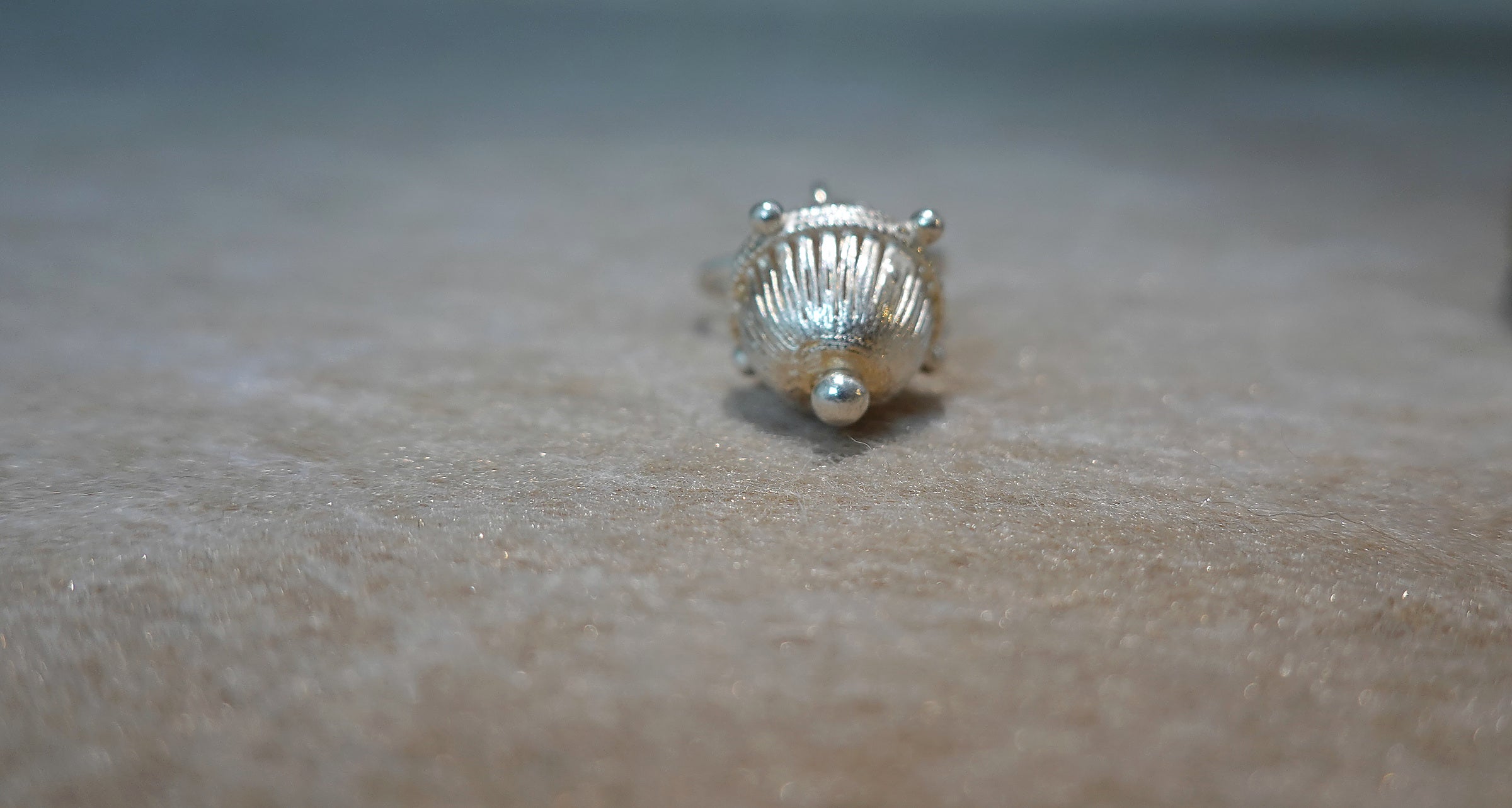 LIOMON handmade S999 silver Lantern Pearl Drop earring with detailed silverwork