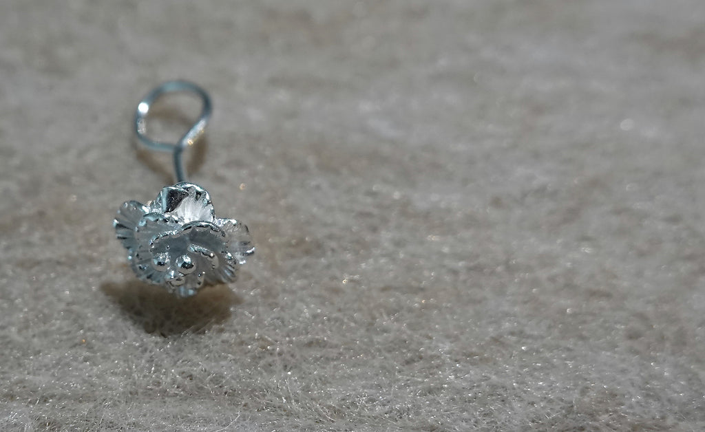 Handmade S999 silver Midnight Rose earring with floral handmade details