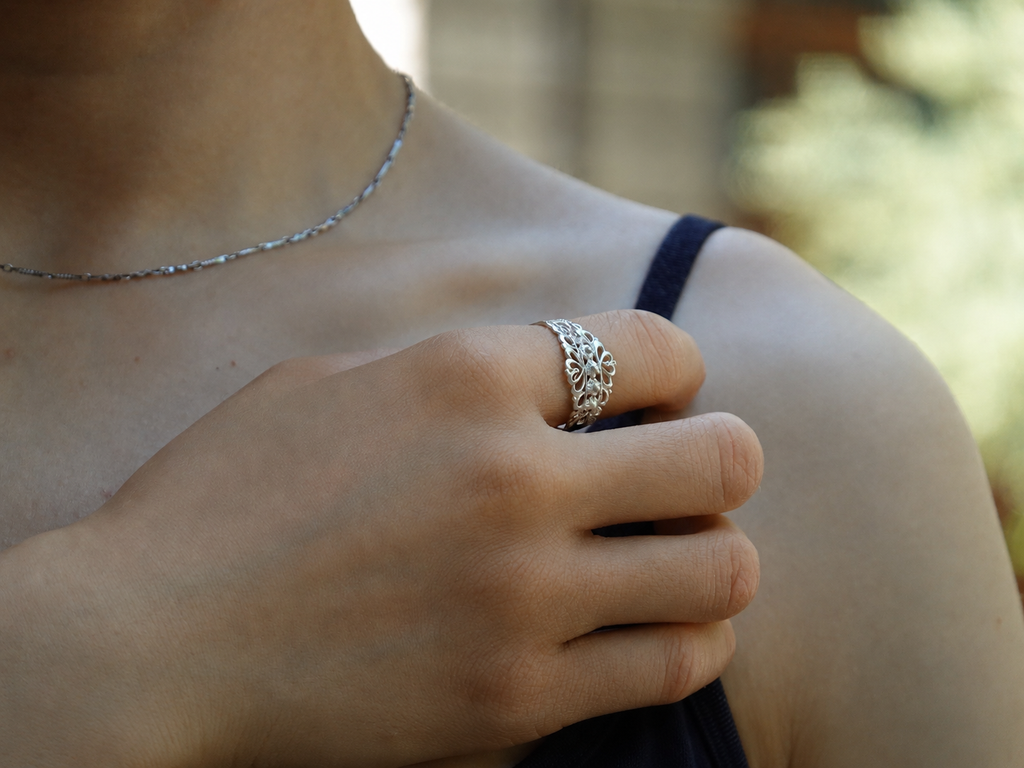 LIOMON Queen’s Crown silver ring worn in natural everyday styling