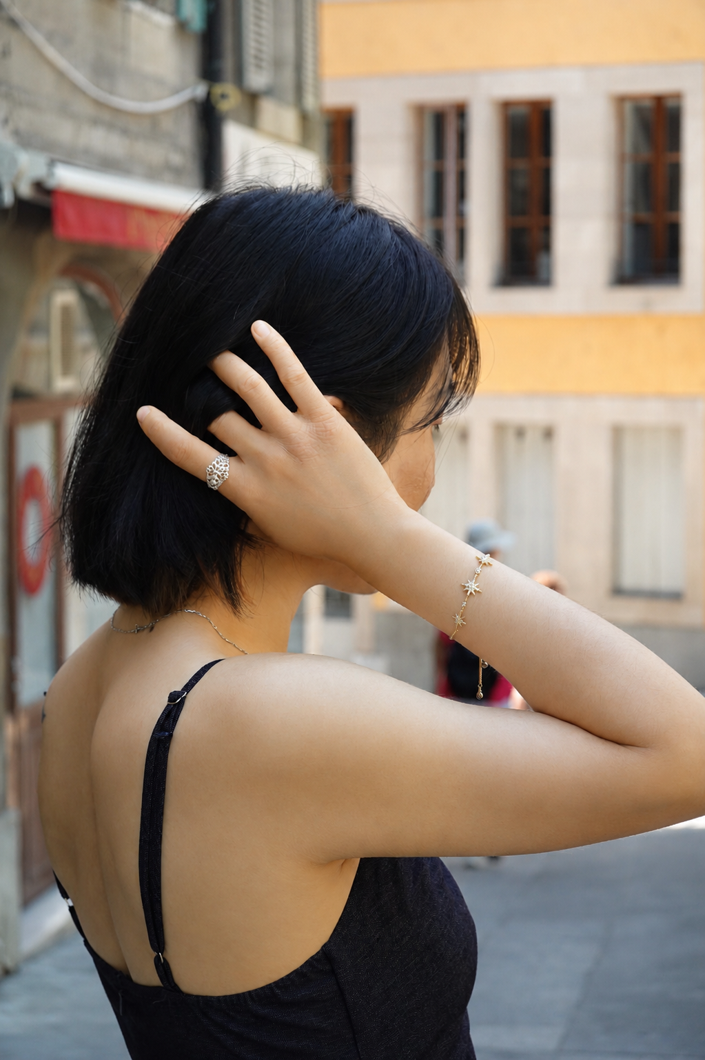 LIOMON Queen’s Crown silver ring worn in natural everyday styling